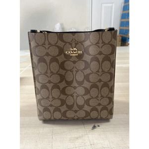 Coach Mollie bucket bag signature design purse